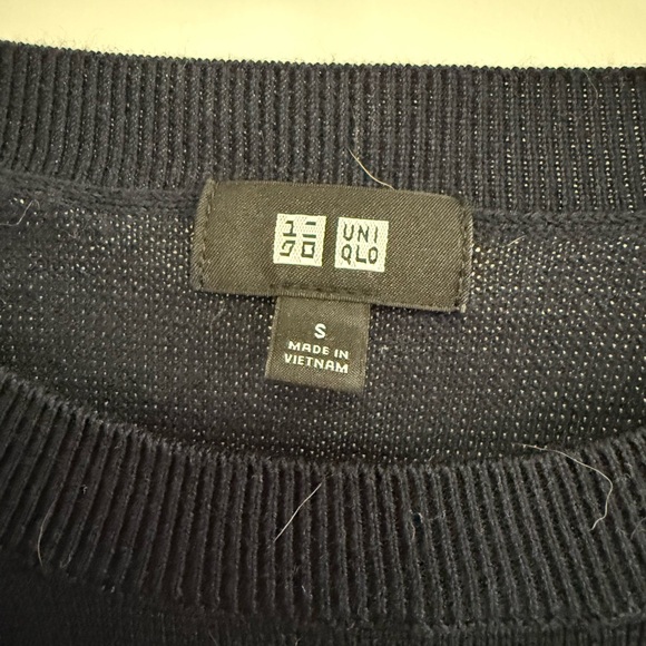 Uniqlo Navy and White Striped Shirt - Picture 3 of 8